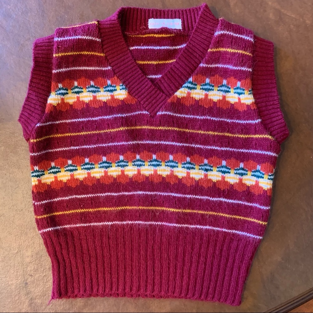 Adorable vintage child’s sweater vest, Catalan Zucker